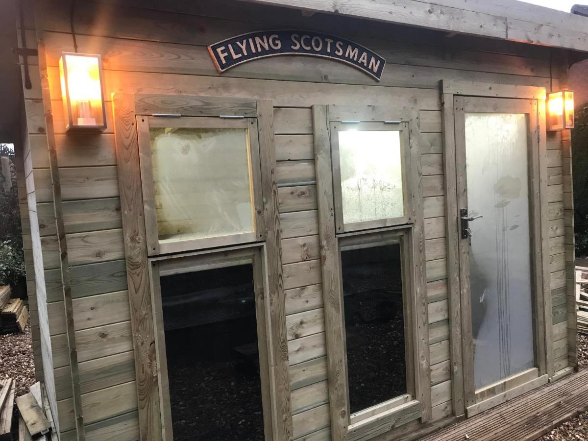 Hot Tub Hide Away Near Alton Towers Staffordshire Otel Cheddleton Dış mekan fotoğraf